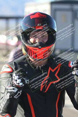 media/Dec-01-2025-Moto Forza (Mon) [[2daa91e15f]]/4-Around the Pits/
